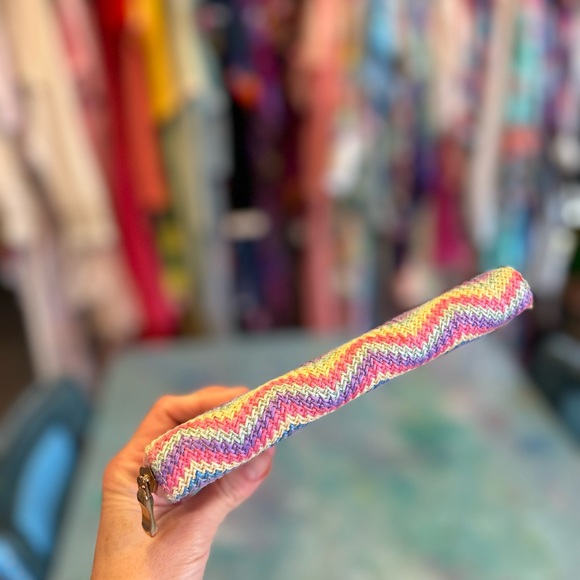 Spring Wallet - Picture 3 of 6